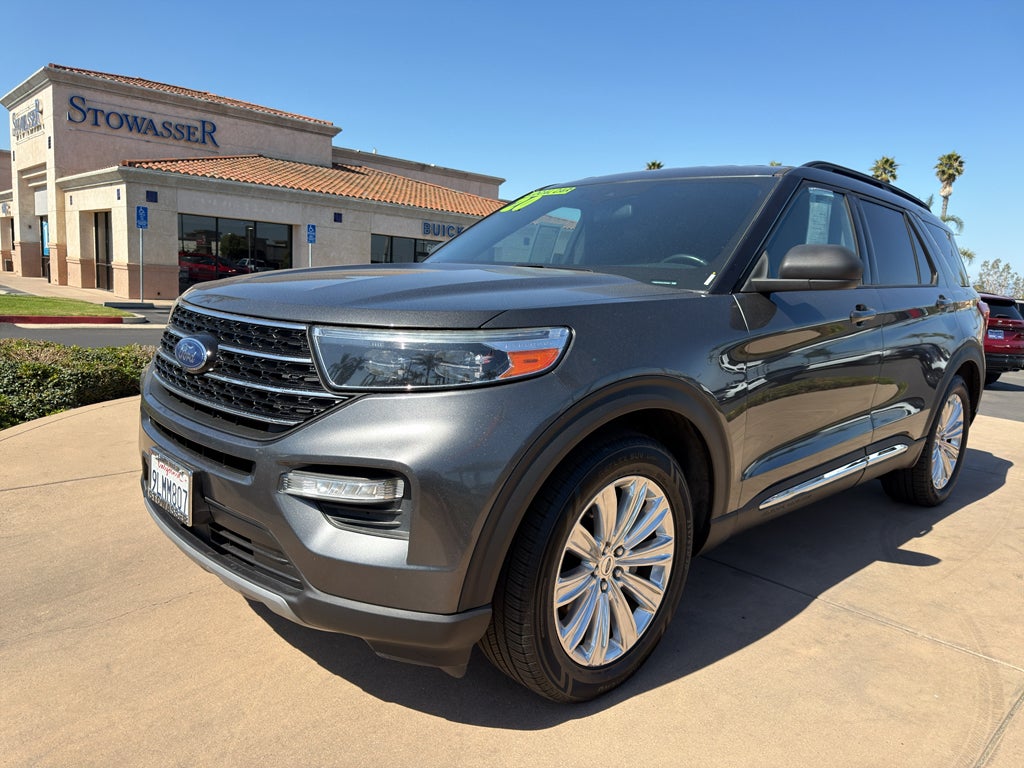 2020 Ford Explorer XLT RWD in Gray — front three-quarter view