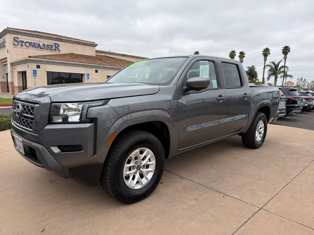 2024 Nissan Frontier Crew Cab 4x2 SV in Gray — front three-quarter view